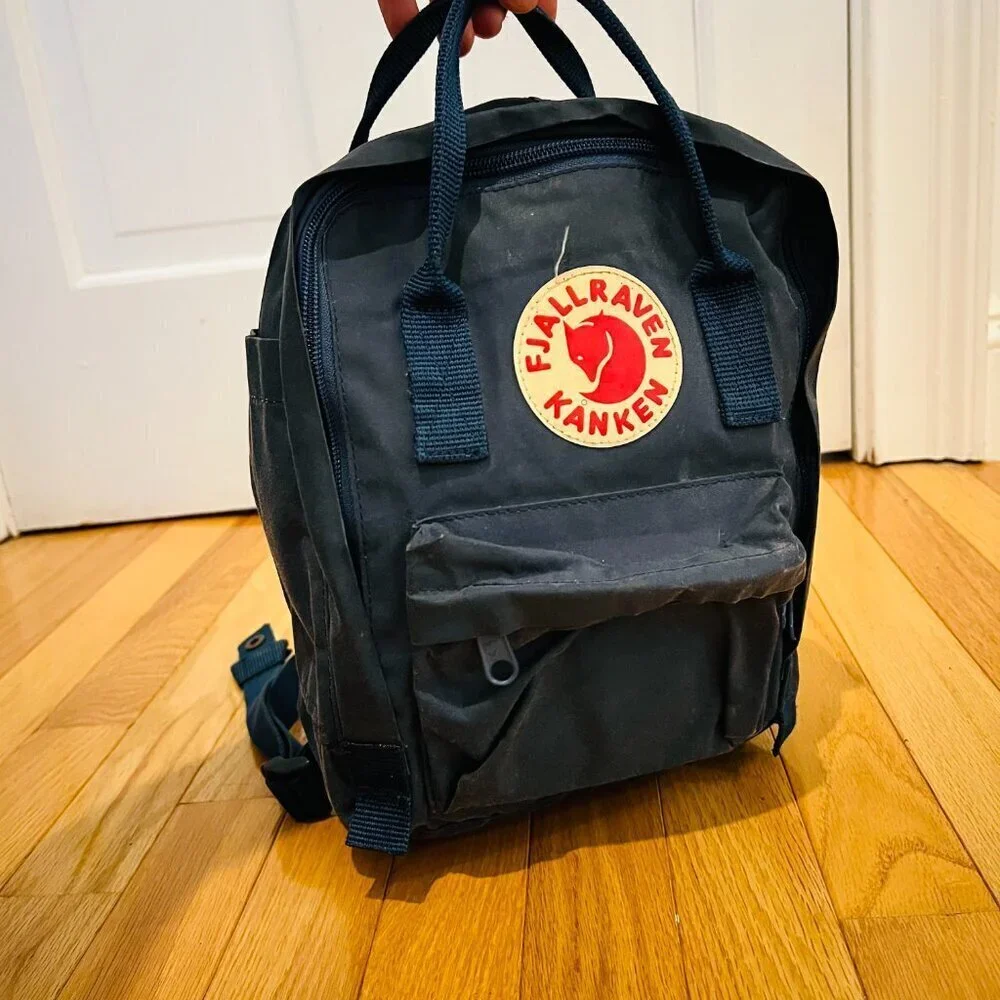 Fjall Raven Fjallraven Kånken Mini EVERYDAY OUTDOOR Backpack Bag